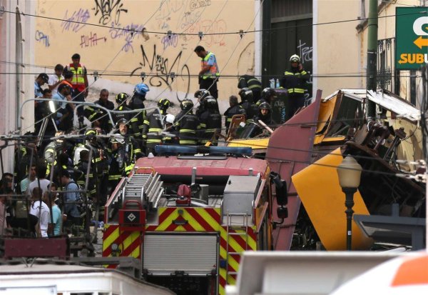 顺阳网 里斯本缆车脱轨造成至少15人死亡，葡萄牙政府宣布9月4日全国哀悼一天